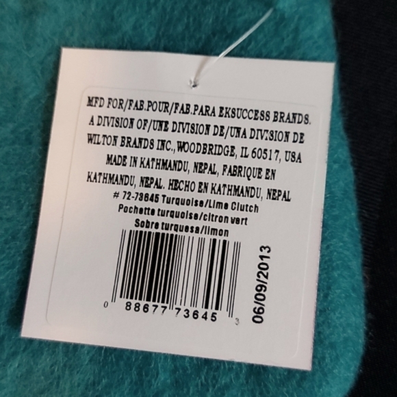 Felted Wool Clutch - Picture 4 of 7